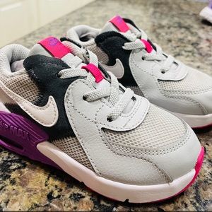 Girls Nike Air Max